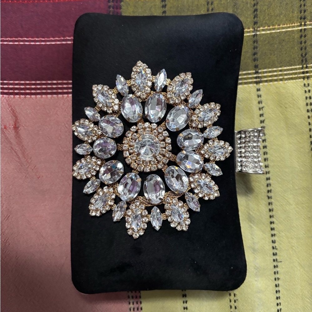 Beautiful party wear clutch bag
